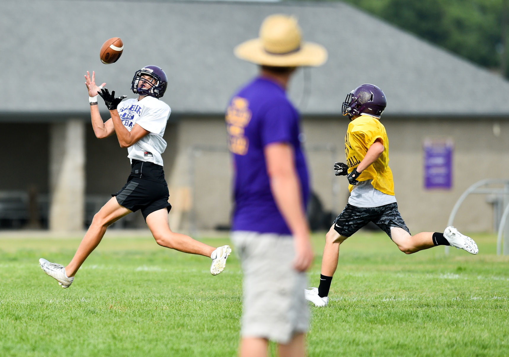 081519-qct-spt-dewitt-football-048a.JPG